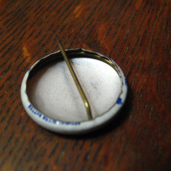 Richard Nixon USA President 1968 Campaign Button - Picture 4 of 4